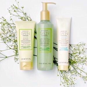 Mary Kay White Tea & Citrus Pampering Set